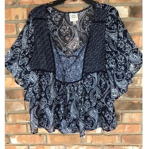 Knox Rose Women’s Boho Blue & White Paisley Print Blouse  Small